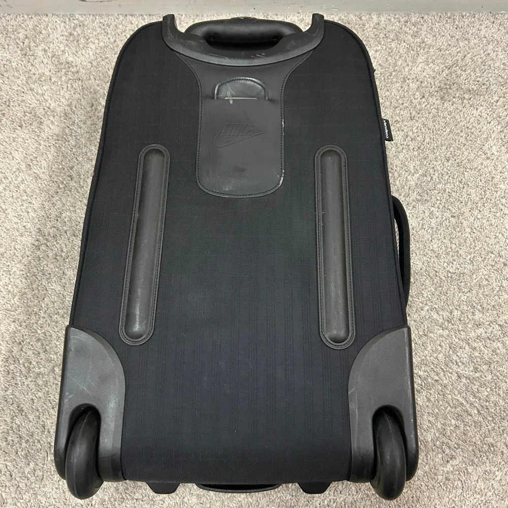 Nike Rolling Suitcase Large Black Minnesota Gophers Luggage Cordura